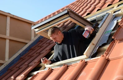 Pose de fenêtres de toit Velux à Beleymas